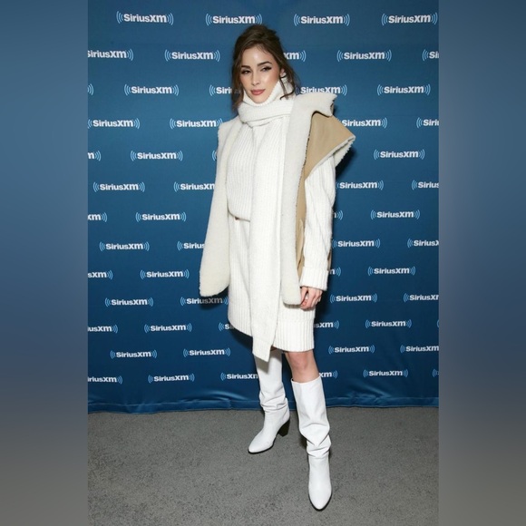 SCHUTZ brand new Amora block heeled boots ✨ - Picture 3 of 7